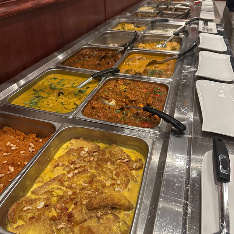 Weekends, Buffet from morning on!