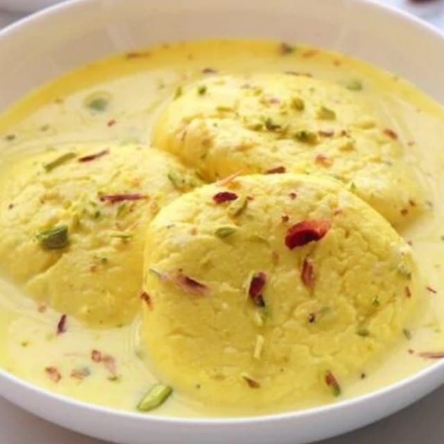 Mango Rasmalai.
